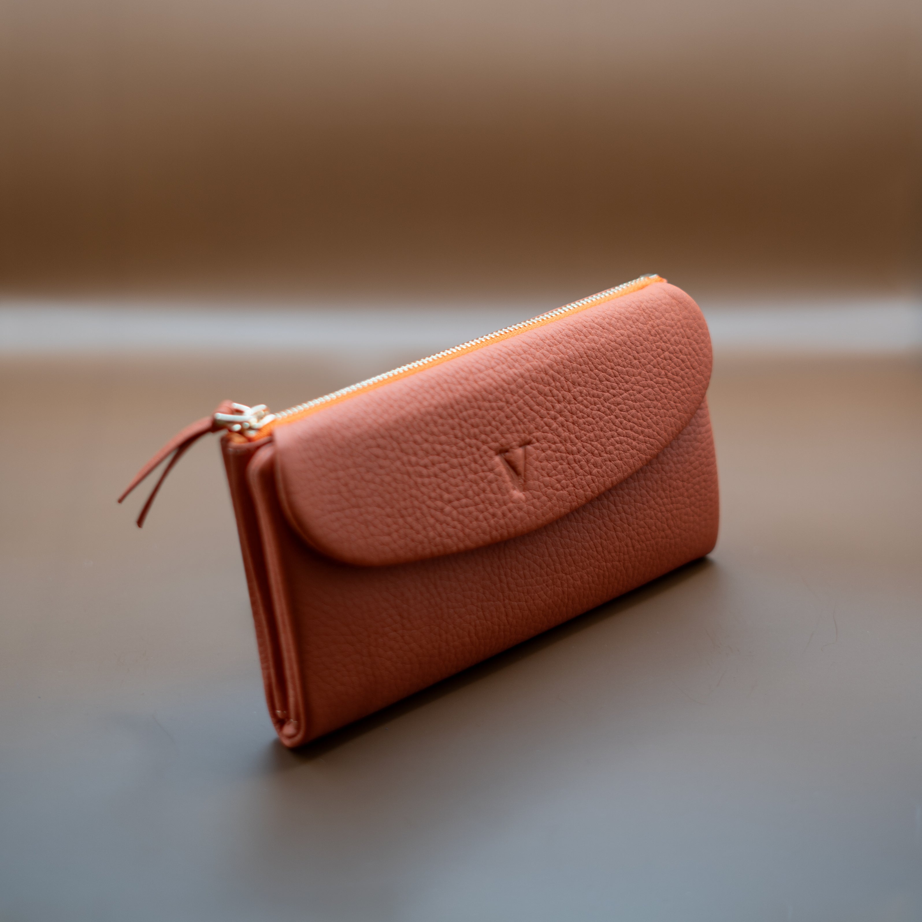 Lumière Clutch